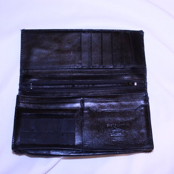 Stingray Skin Black With White Design Long Bi-Fold Flap Leather Wallet - Picture 3 of 10